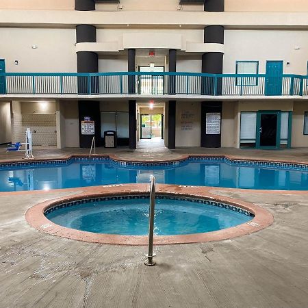 Motel 6 Savannah Ga Gateway & I95 外观 照片