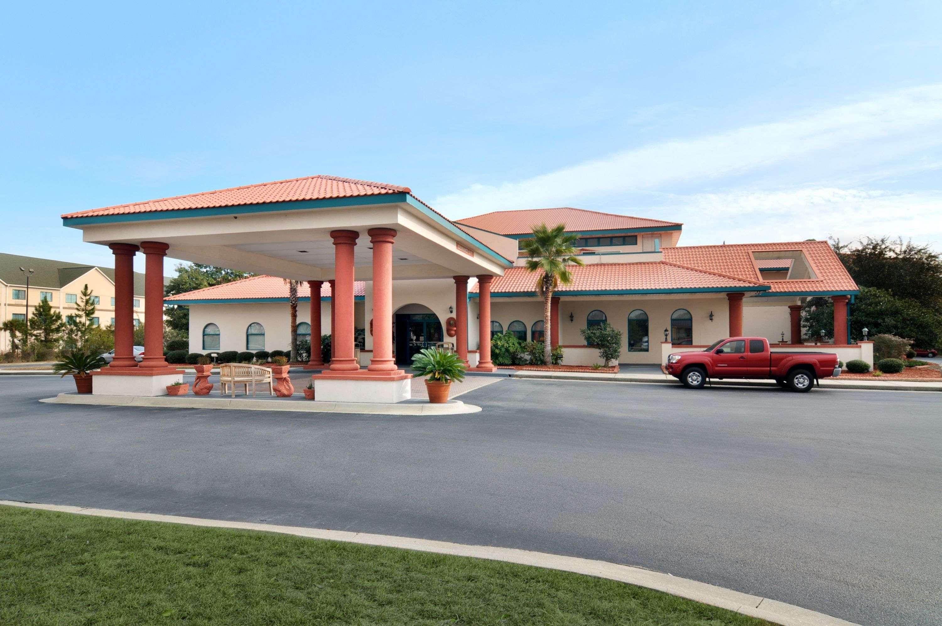 Motel 6 Savannah Ga Gateway & I95 外观 照片
