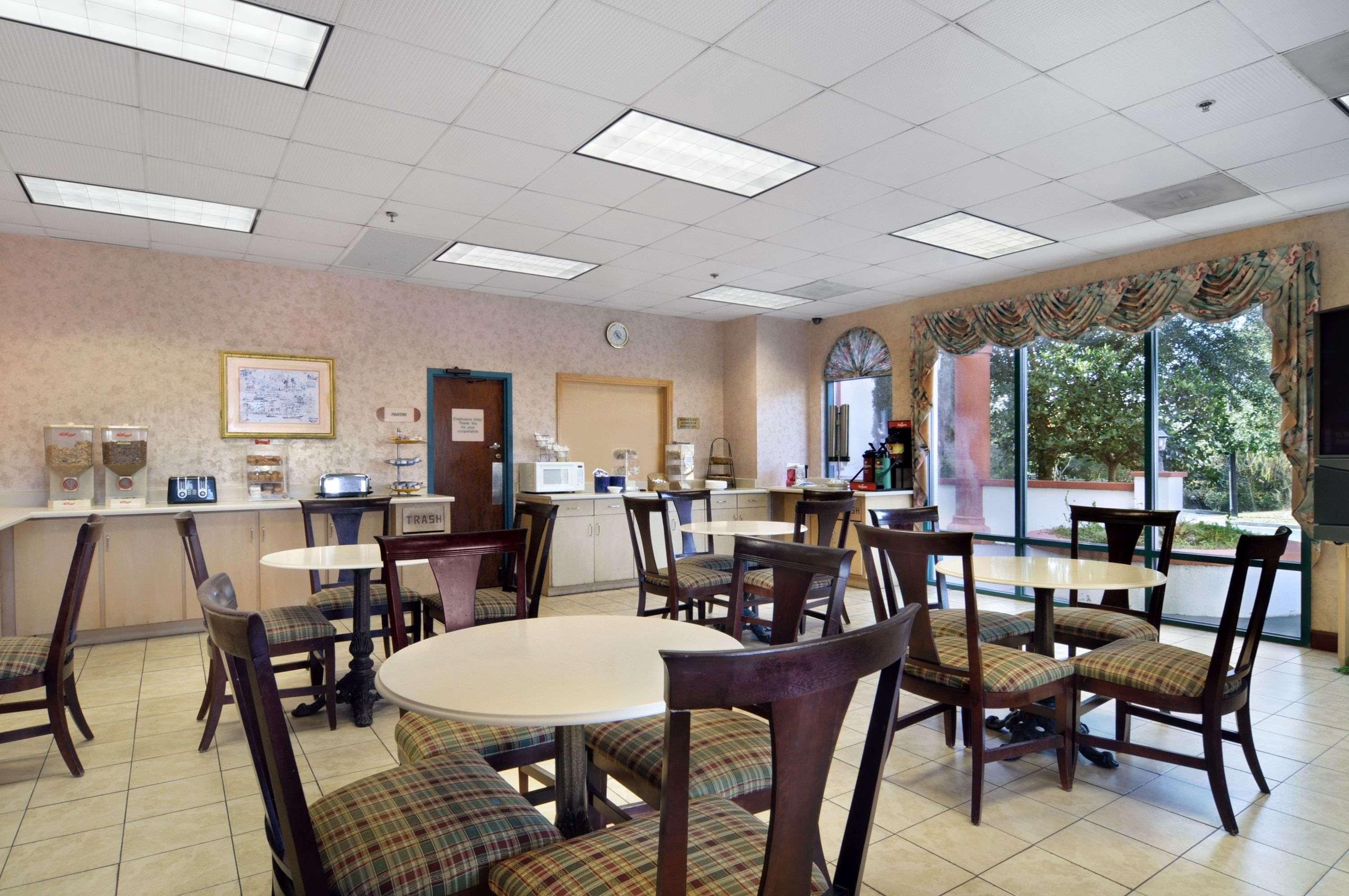 Motel 6 Savannah Ga Gateway & I95 外观 照片