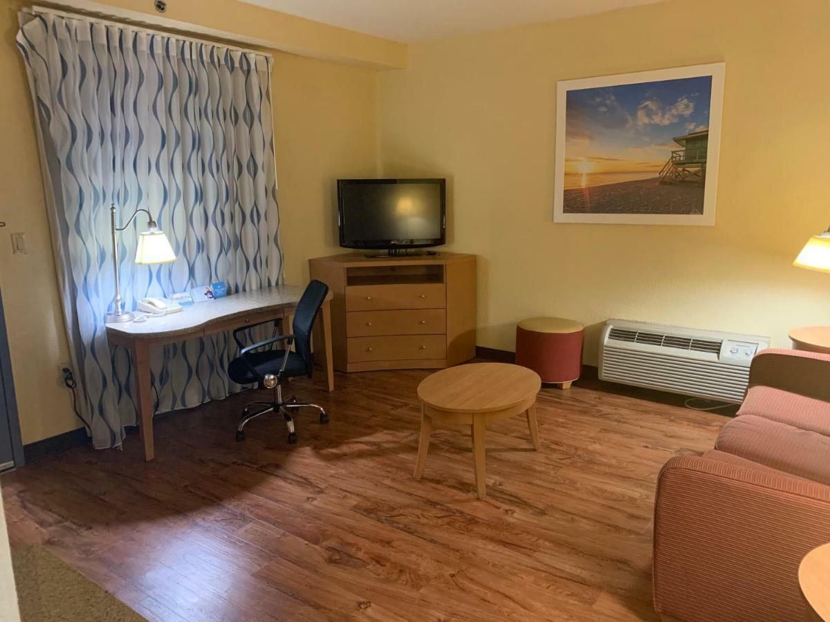 Motel 6 Savannah Ga Gateway & I95 外观 照片